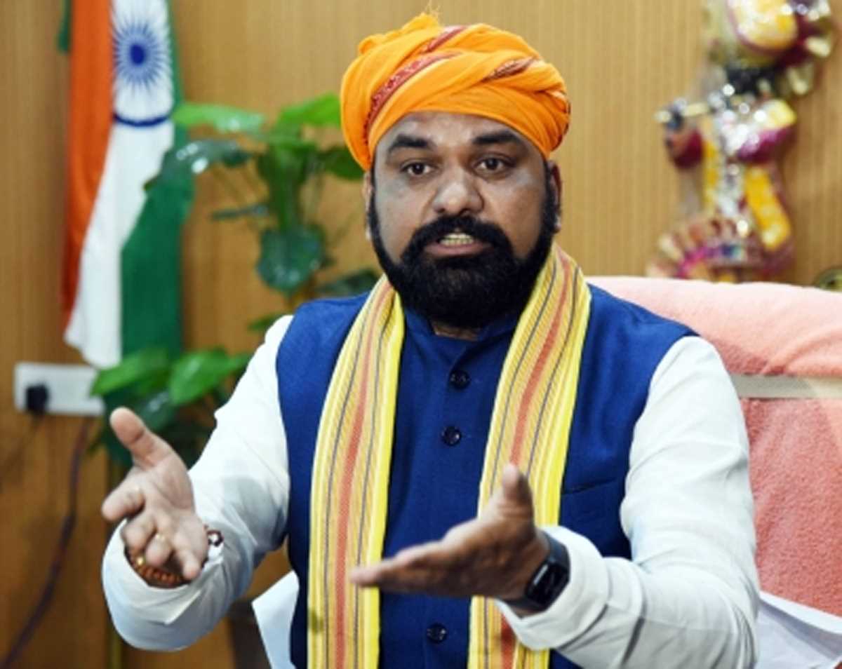 जहरीली शराब से मौतों पर भाजपा ने मांगा नीतीश का इस्तीफा